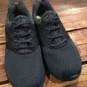 Brand new Skechers GogaMax